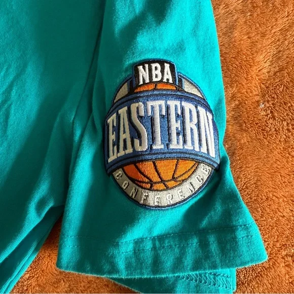 Mitchell & Ness Charlotte Teal T-Shirt - Size XL - Mens - Picture 7 of 12